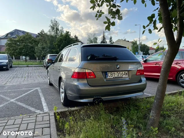BMW Seria 5 530d Touring - 4