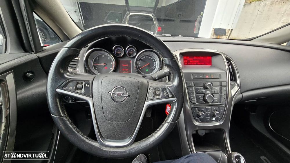 Opel Astra 1.7 CDTI Enjoy - 10