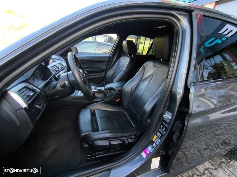 BMW 330 e iPerformance Pack M Shadow - 14