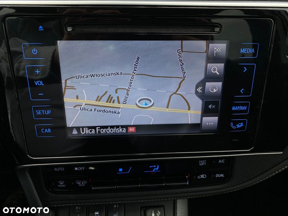 Toyota Auris - 26