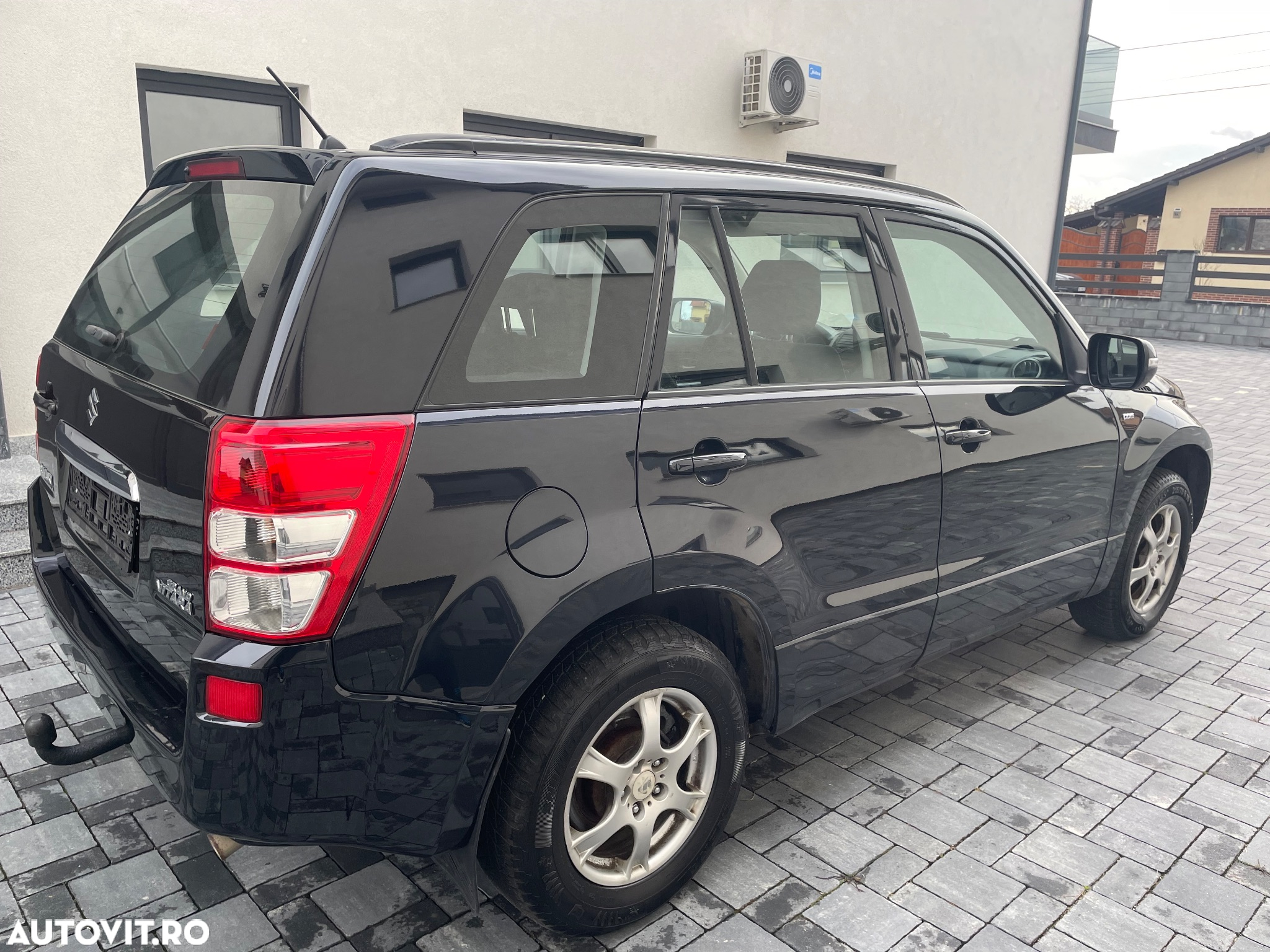 Suzuki Grand Vitara 1.9 DDiS Comfort DPF - 5