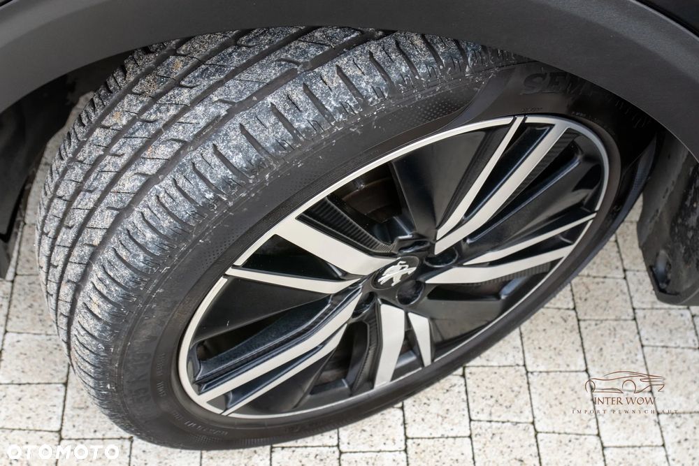 Peugeot 5008 PureTech 180 EAT8 Stop & Start GT Pack - 35