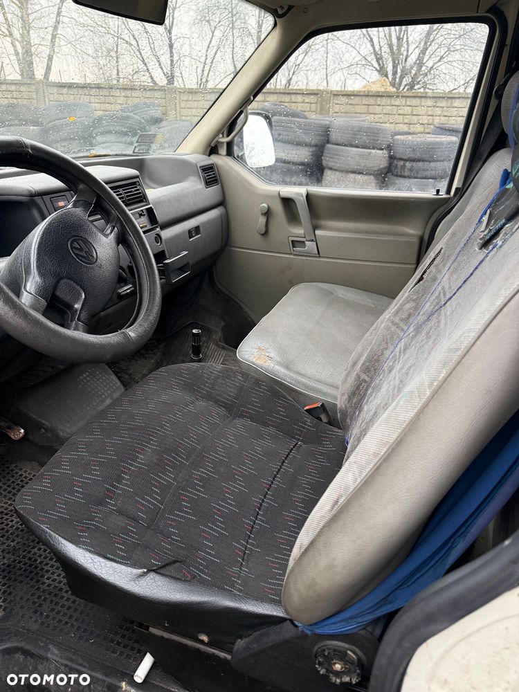 Volkswagen Transporter T4 - 1