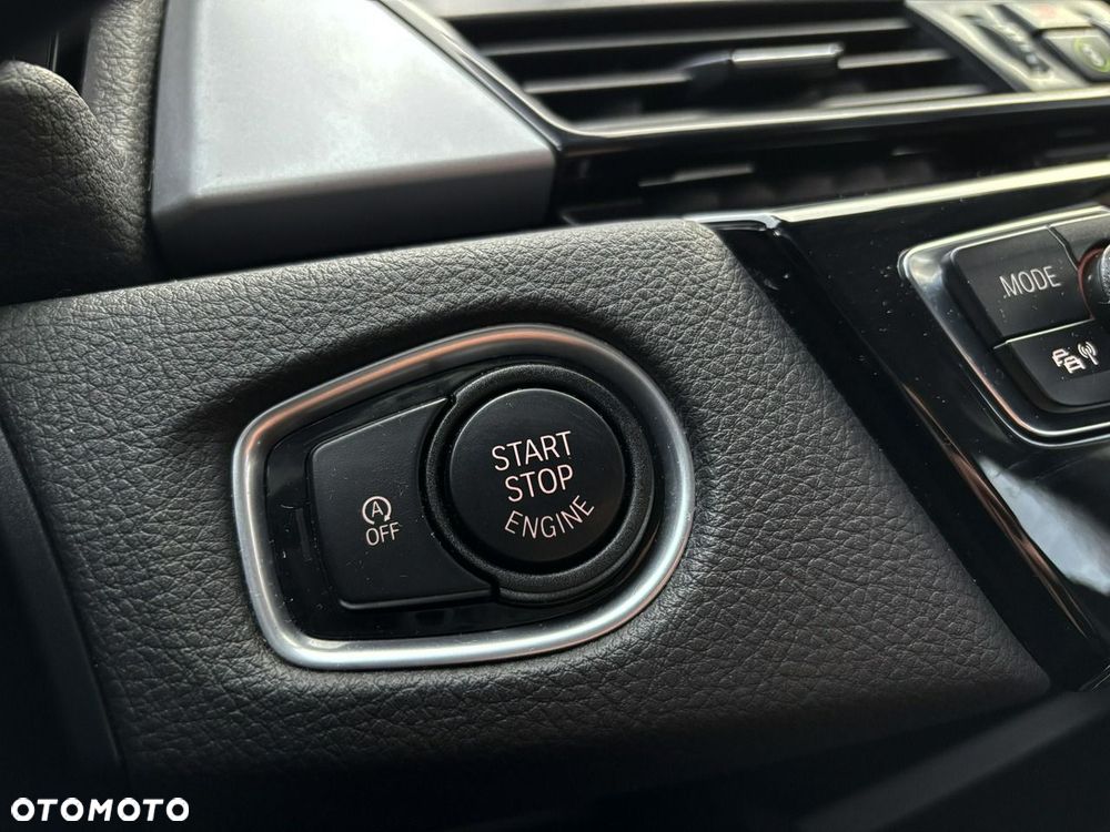 BMW Seria 2 218i Advantage - 34