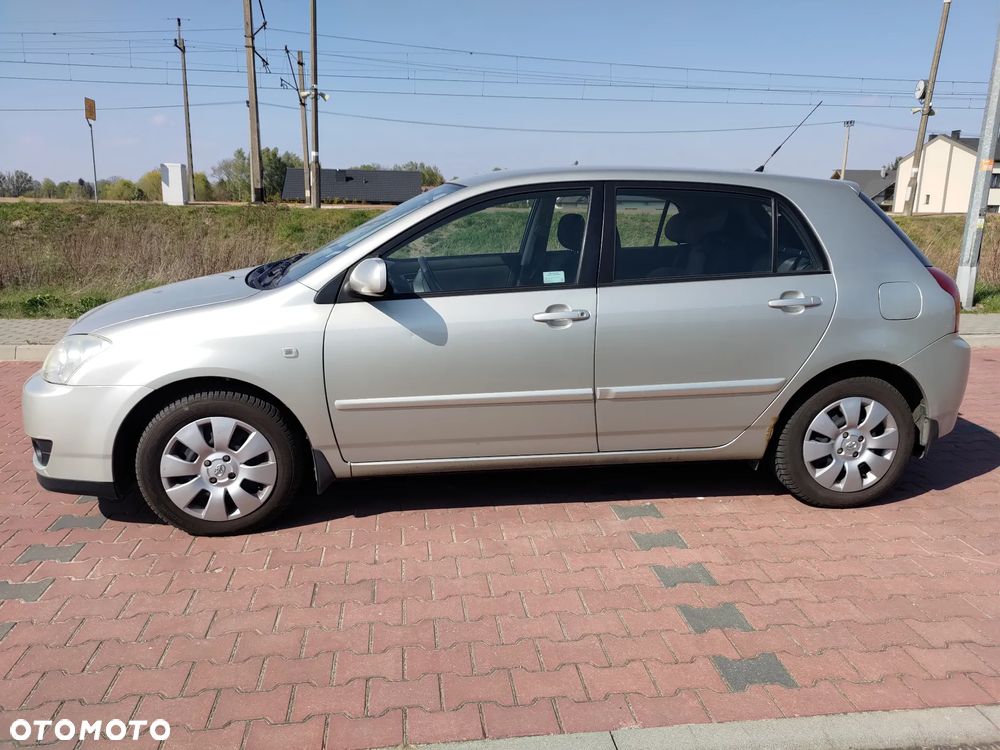 Toyota Corolla 1.6 VVT-i Sol - 6