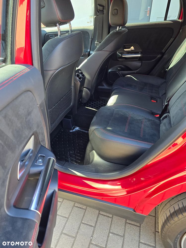 Mercedes-Benz GLA 200 AMG Line - 12