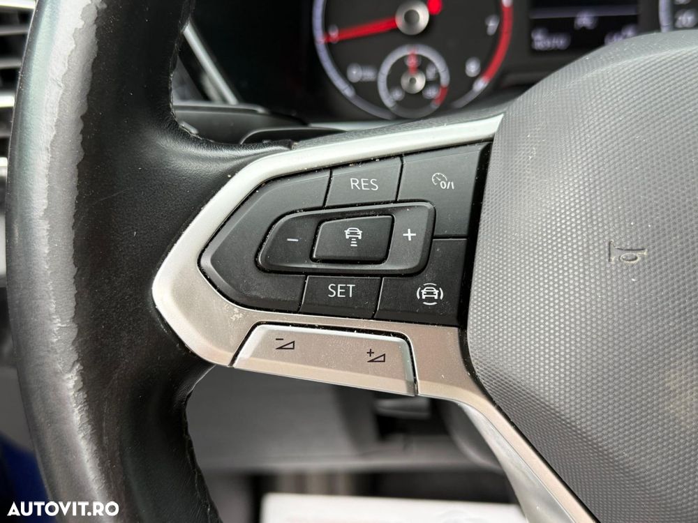 Volkswagen T-Cross 1.0 TSI DSG Life - 25