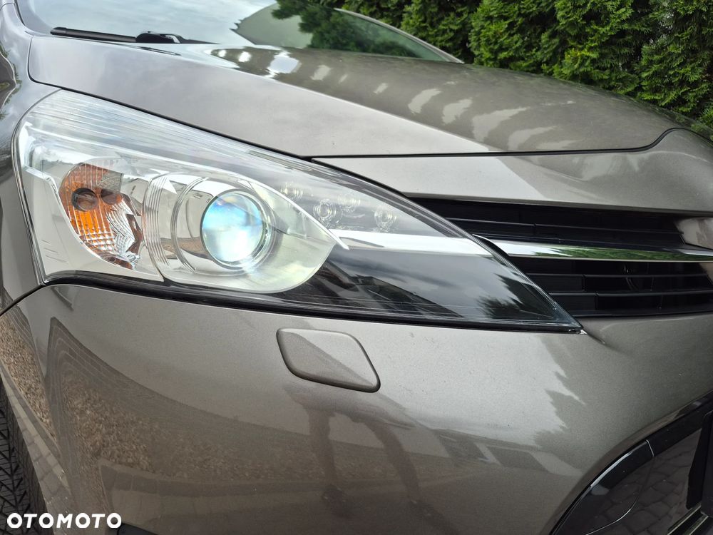 Toyota Verso 1.8 Prestige EU5 MS - 12