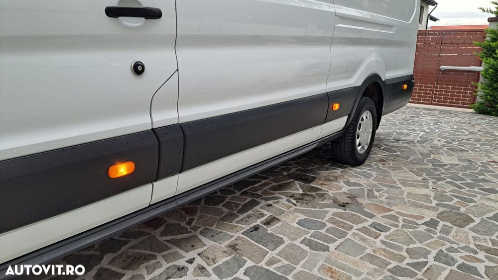 Ford Transit 350 2.0 EcoBlue 130 CP L4 RWD Trend - 18