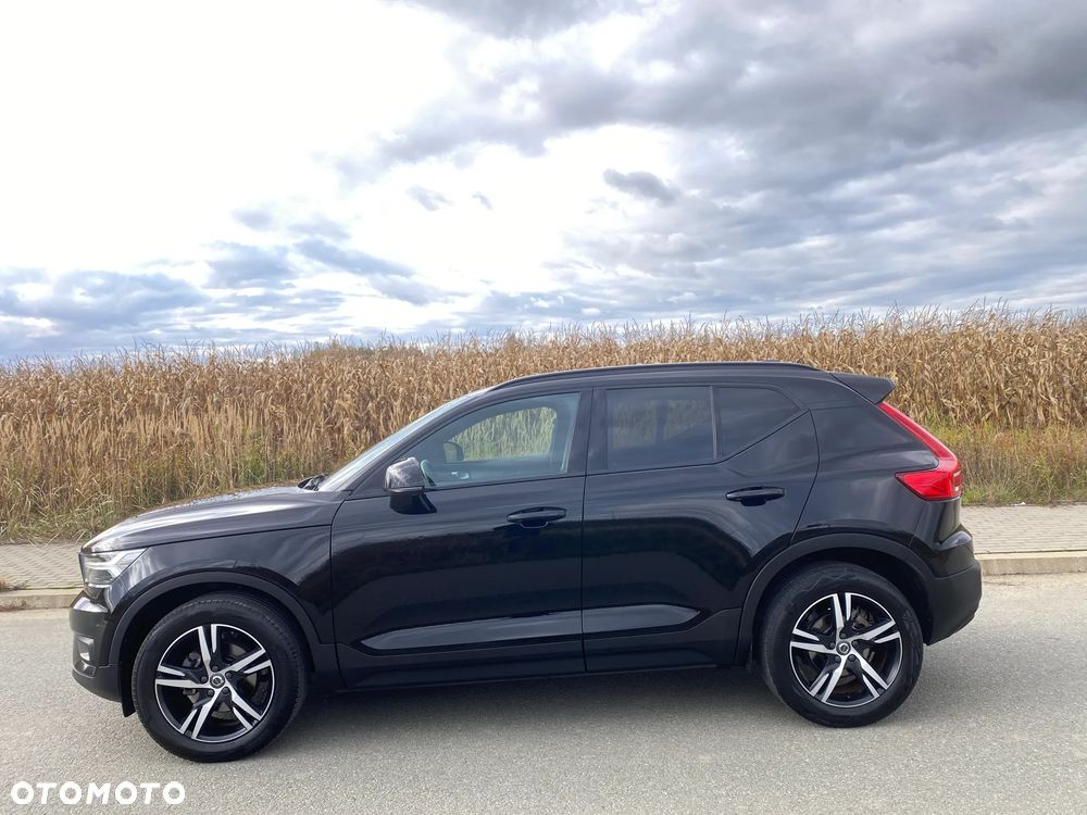 Volvo XC 40 T3 R-Design - 36