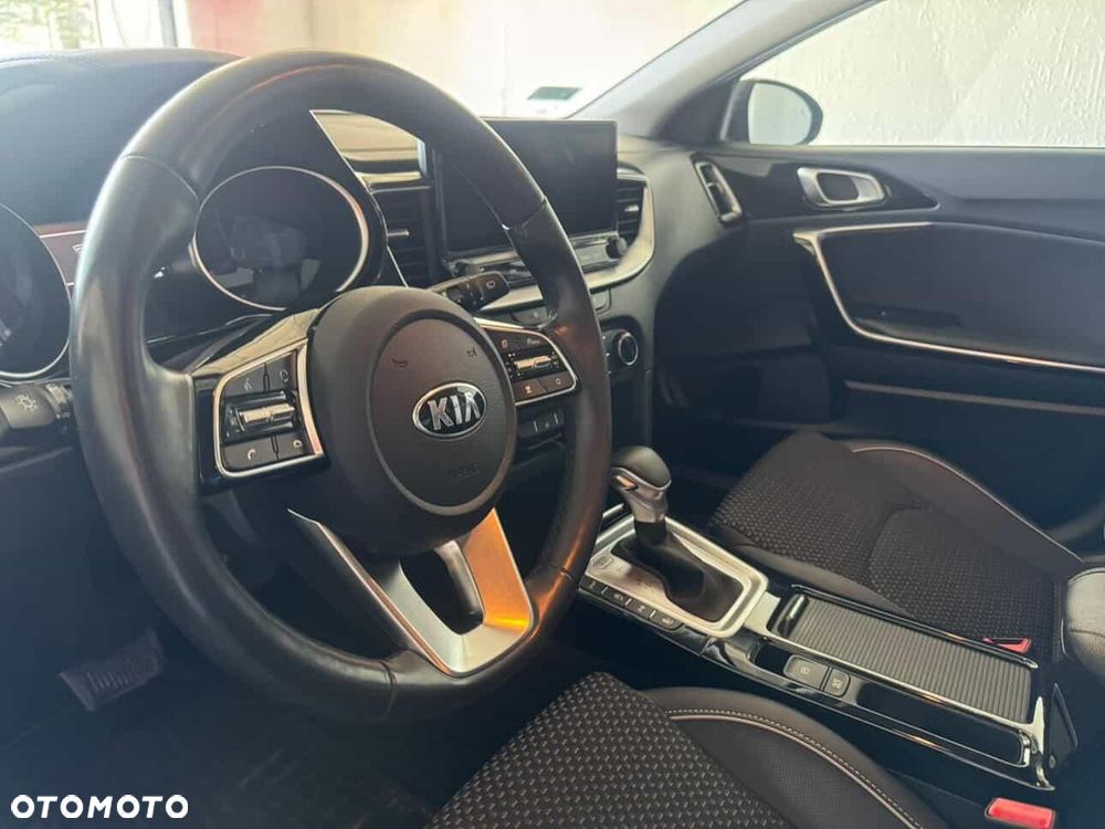 Kia XCeed 1.6 T-GDI L Business Line DCT - 15