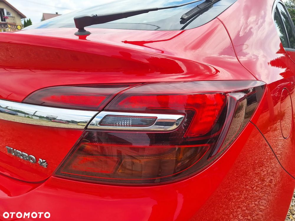 Opel Insignia 2.0 Turbo 4x4 Edition - 15
