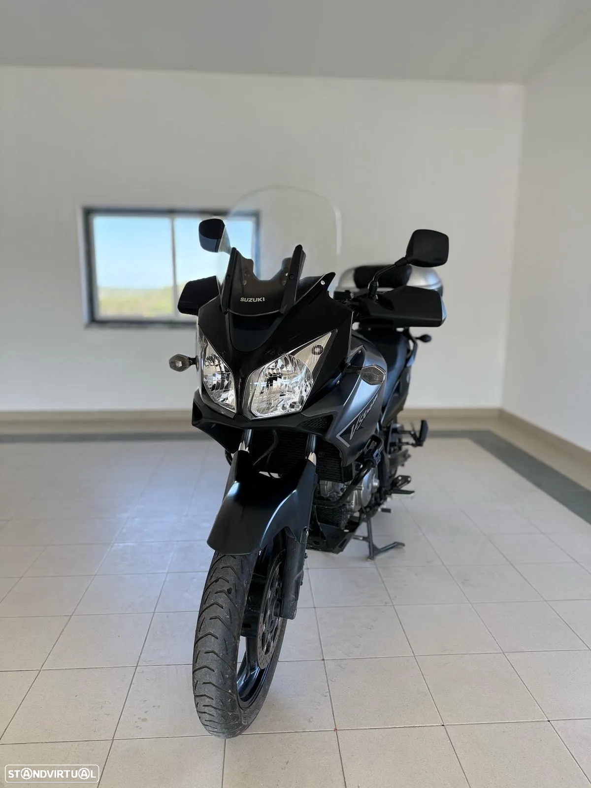 Suzuki DL V-Strom - 12