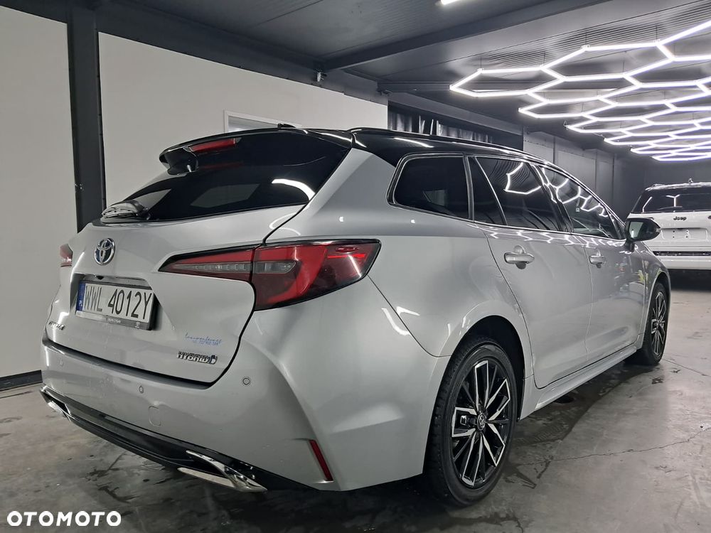 Toyota Corolla 1.8 Hybrid Executive - 15