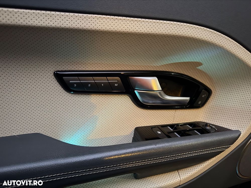 Land Rover Range Rover Evoque - 9