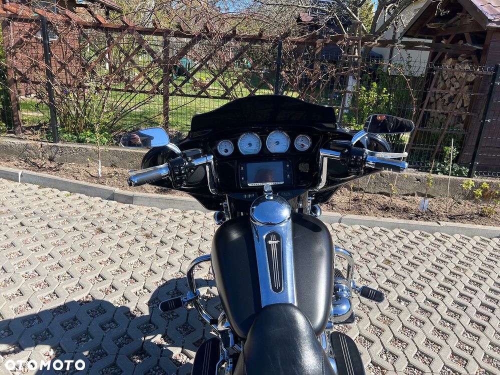 Harley-Davidson Touring Street Glide - 6