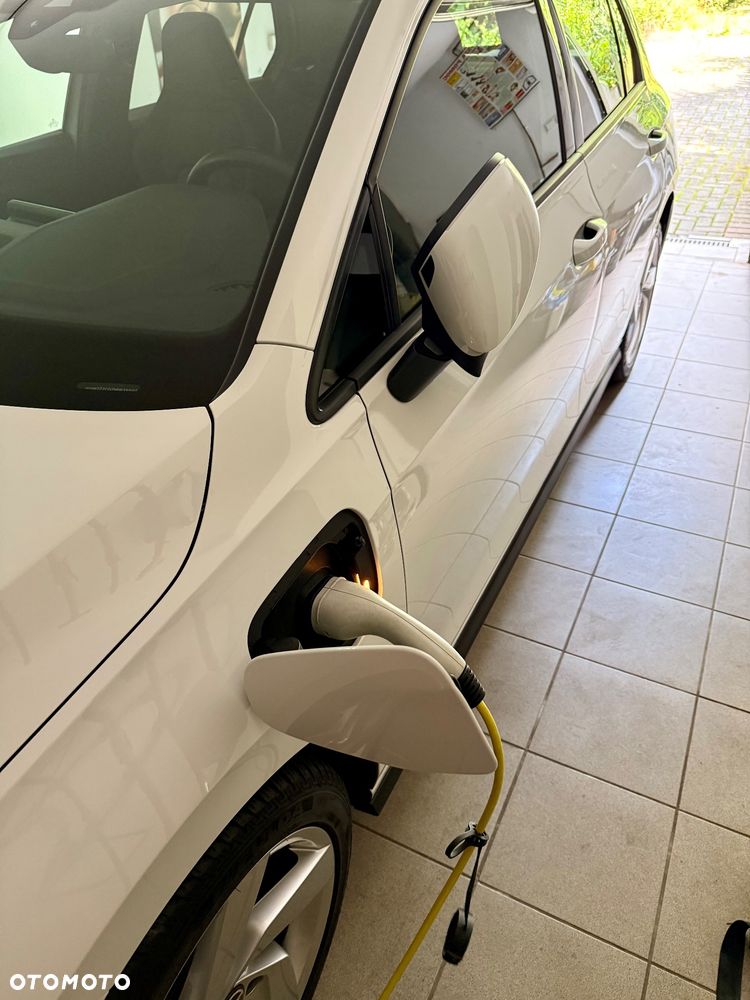 Volkswagen Golf 1.4 eHybrid OPF DSG GTE - 22