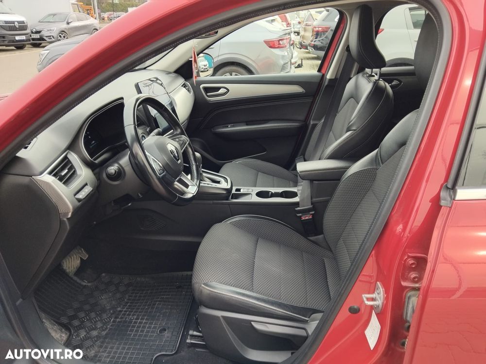 Renault Arkana E-TECH Intens - 13