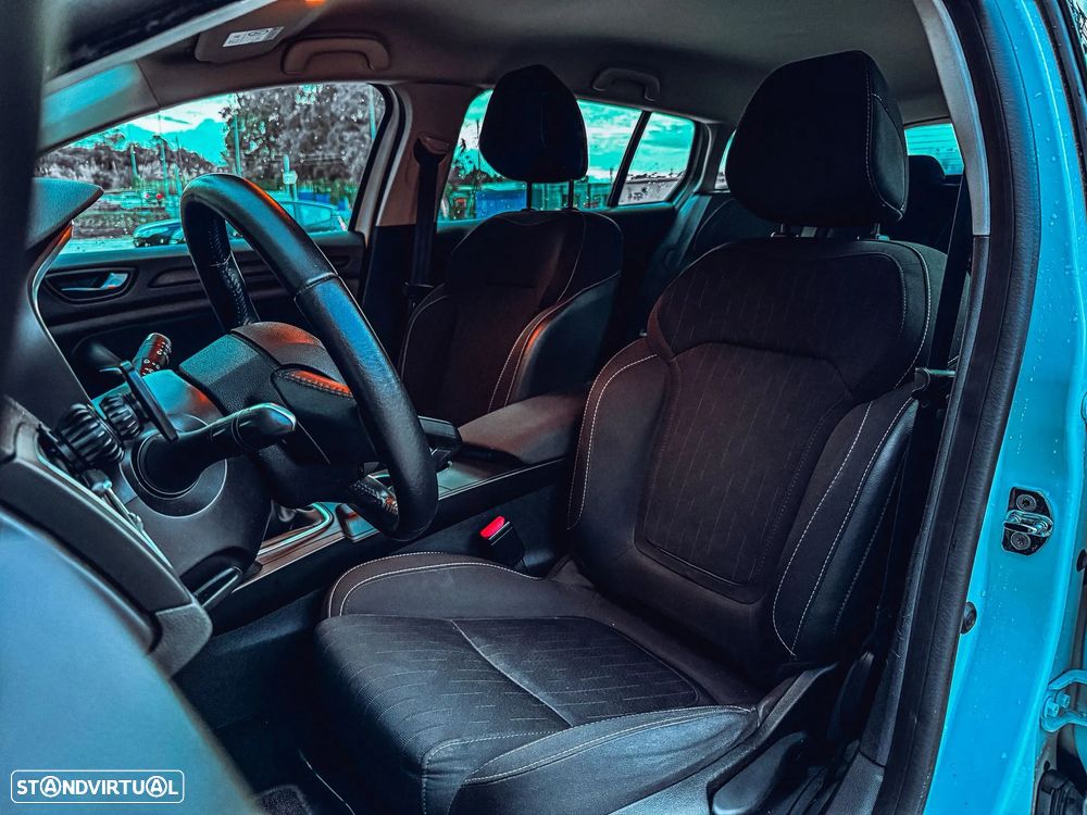 Renault Mégane Sport Tourer BLUE dCi 115 LIMITED - 5