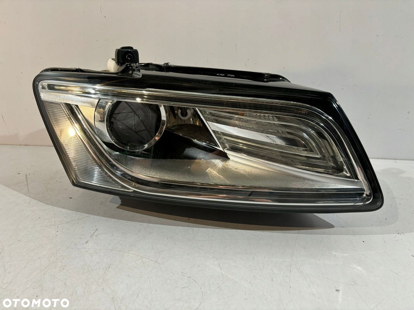 AUDI Q5 8R LCI Lampa Bi-Xenon Skrętny R - 14155 - 1