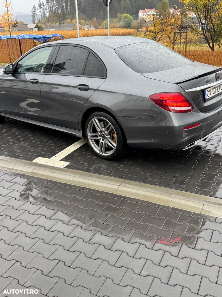 Mercedes-Benz E 450 4MATIC Aut - 8