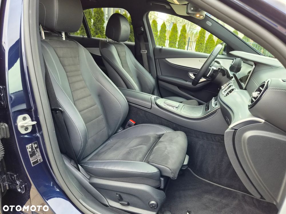 Mercedes-Benz Klasa E 220 d 4-Matic AMG - 16