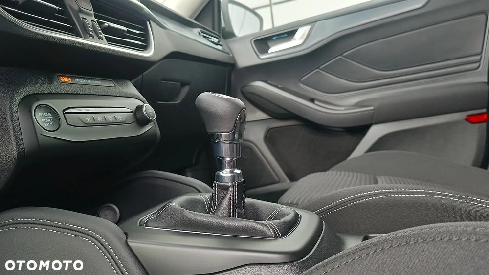 Ford Focus 1.0 EcoBoost mHEV Active X - 10