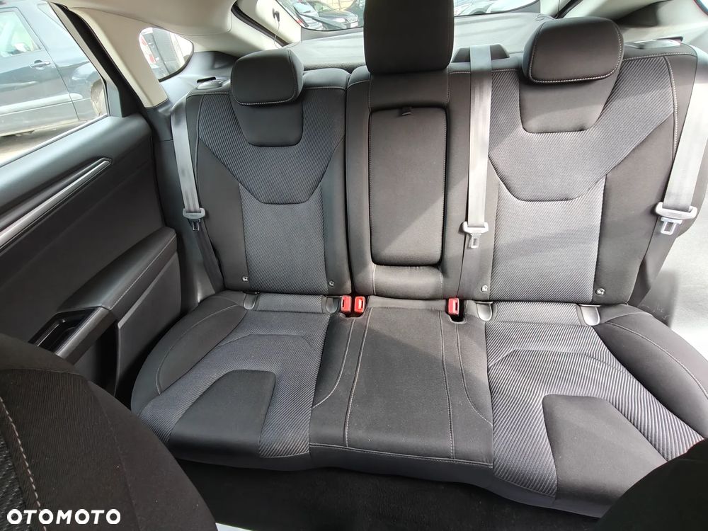 Ford Mondeo 2.0 TDCi Titanium - 25