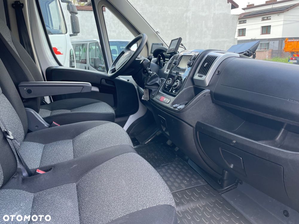 Fiat Ducato Ambulans Karetka Camper Maxxi FULLL XXXXL - 29