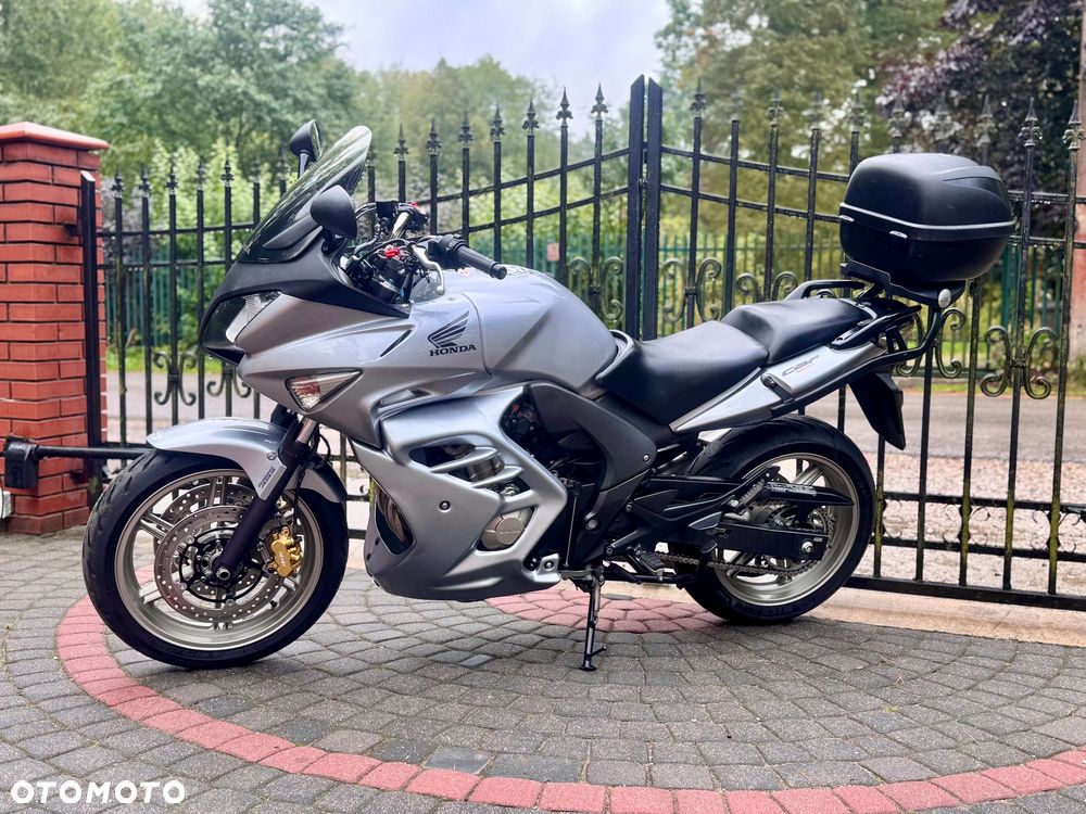 Honda CBF - 6