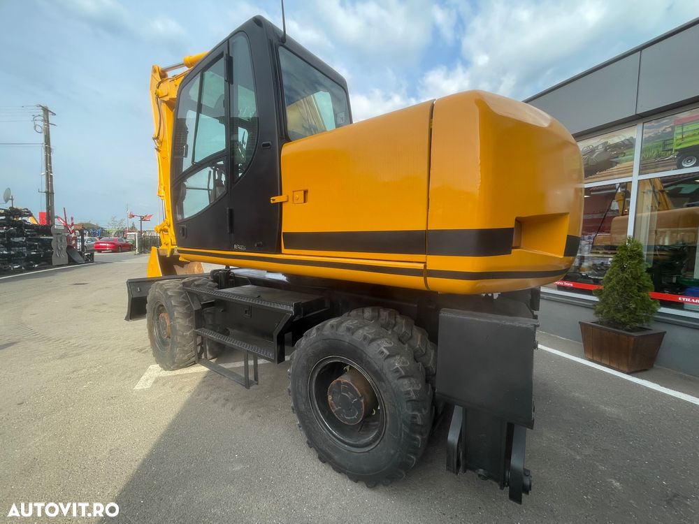 JCB JS1033 - 7