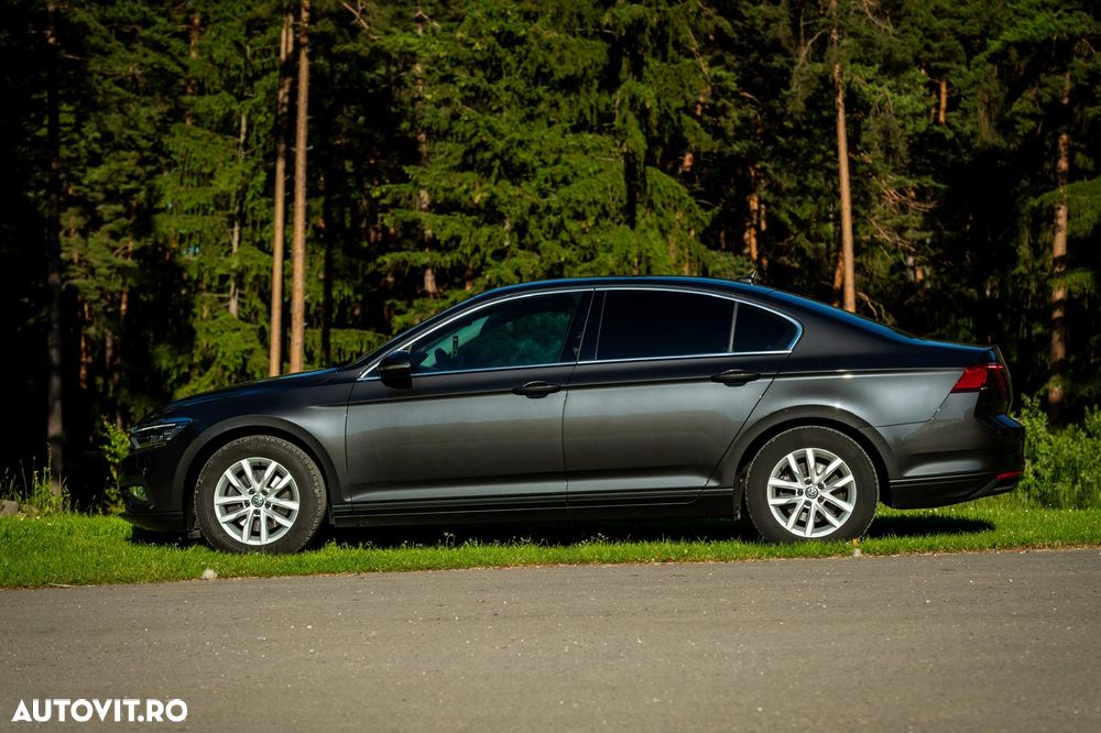 Volkswagen Passat 1.6 TDI SCR DSG Comfortline - 8