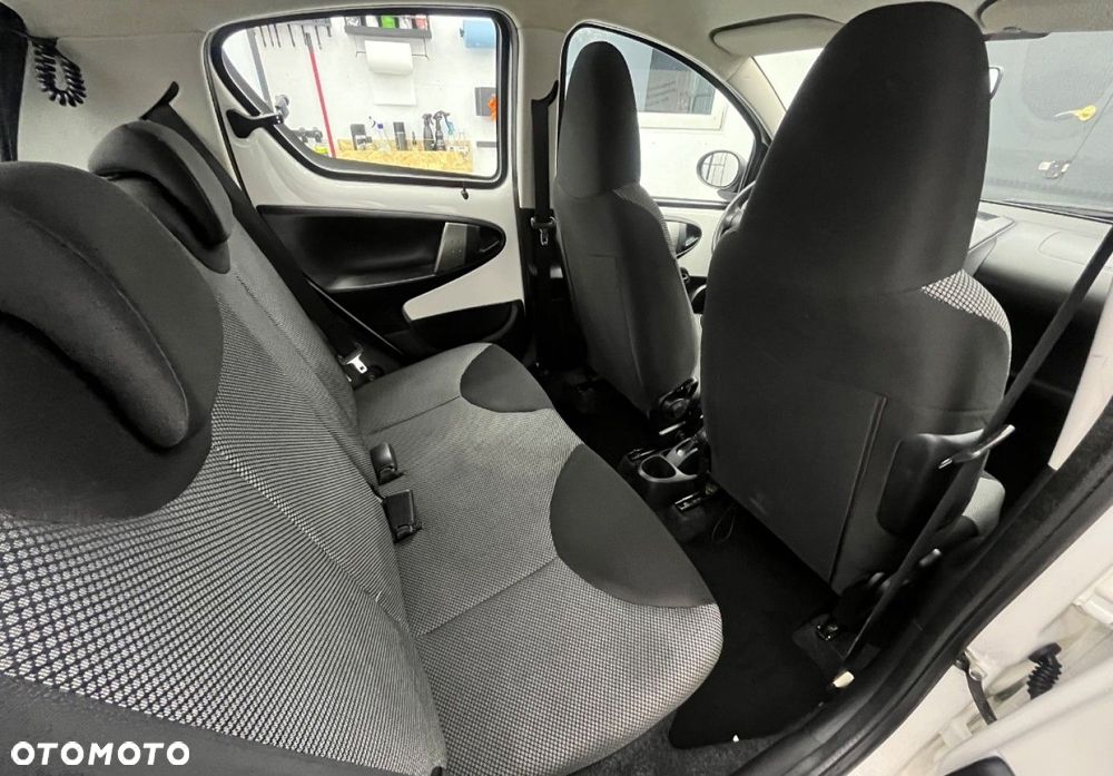 Toyota Aygo - 24