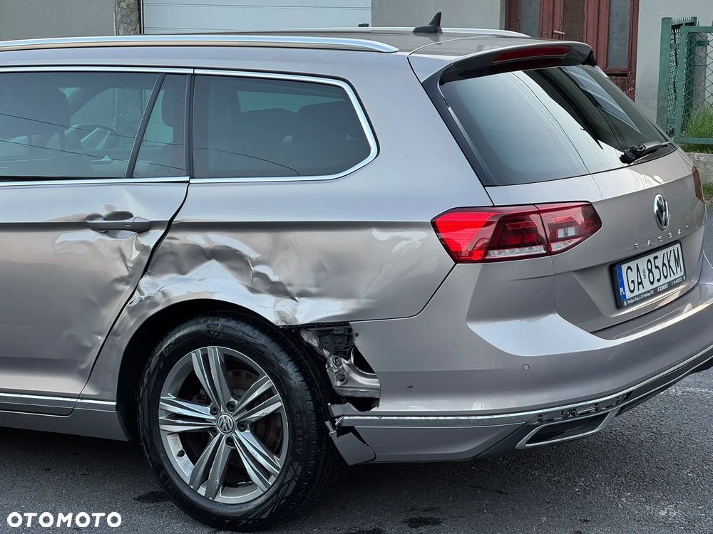 Volkswagen Passat 2.0 TSI Elegance DSG - 24