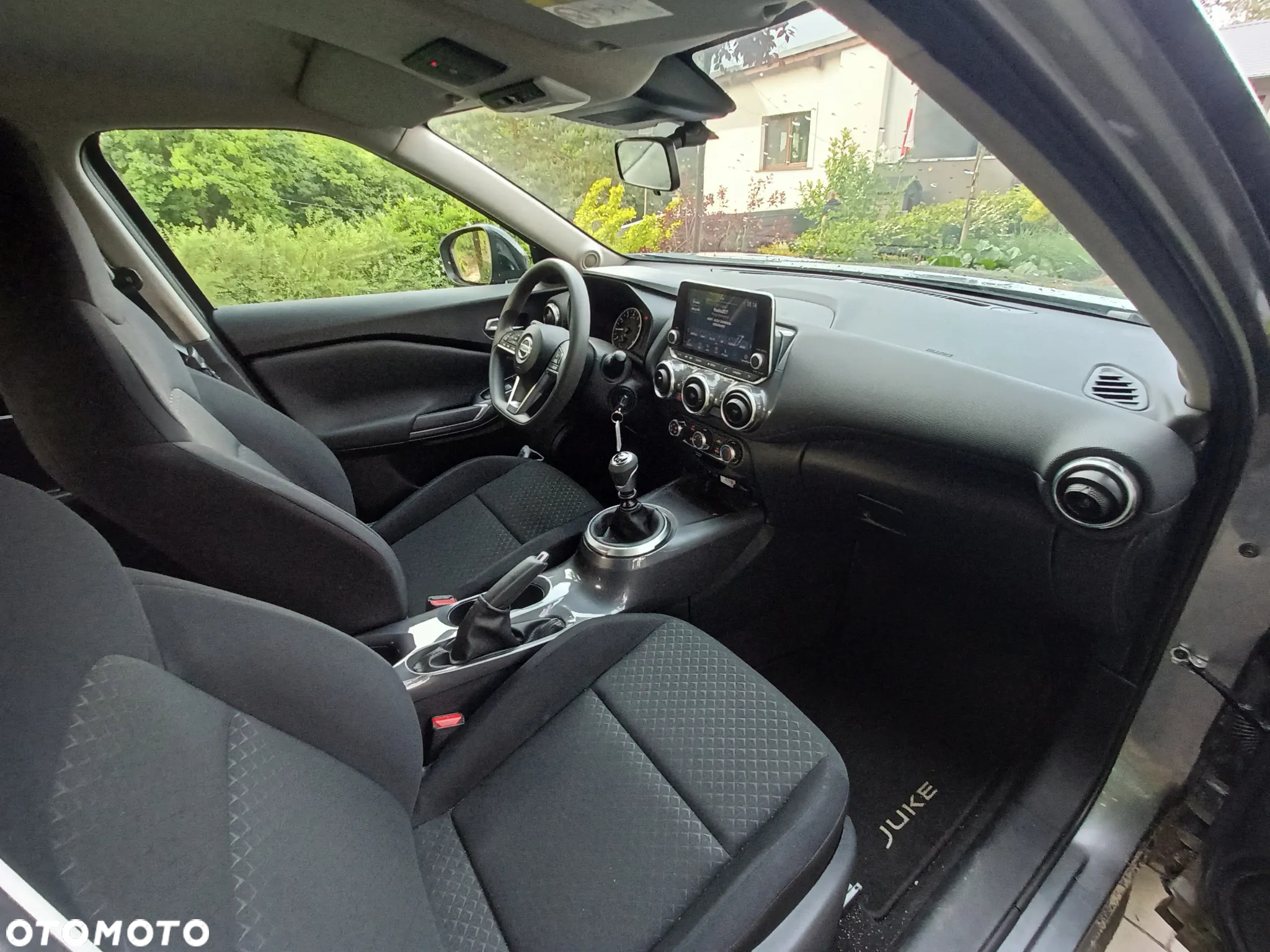 Nissan Juke 1.0 DIG-T Enigma - 14