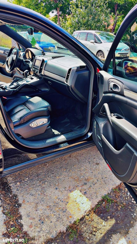 Porsche Cayenne 4.8 V8 Turbo S Tipronic - 18