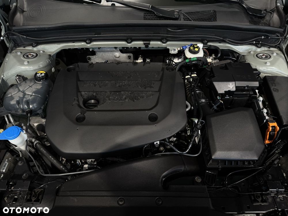 Volvo XC 40 B4 Plus Dark - 23