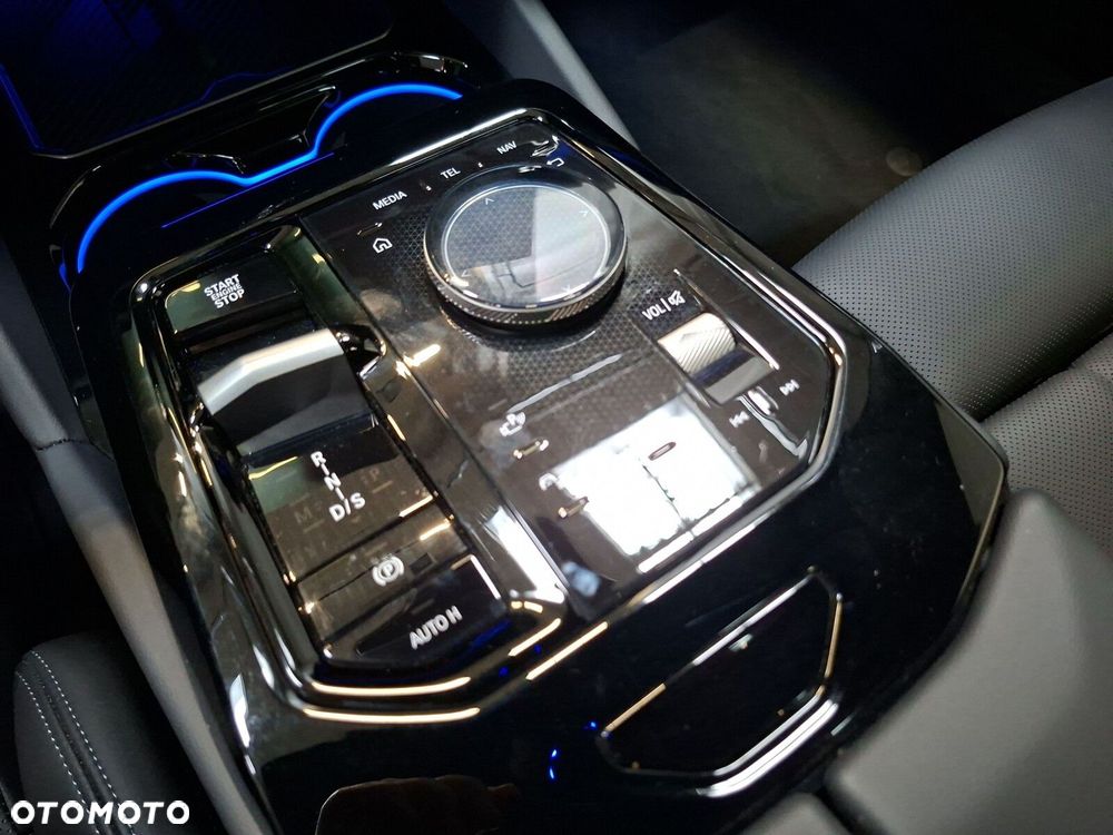 BMW Seria 5 - 17
