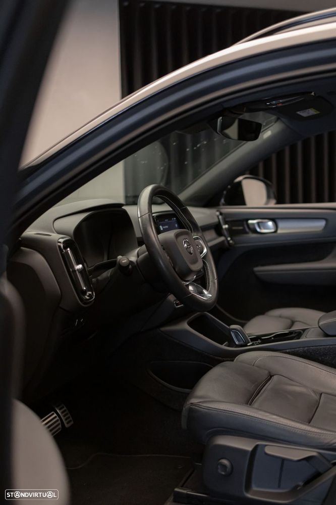 Volvo XC 40 P8 AWD Recharge RDesign - 34