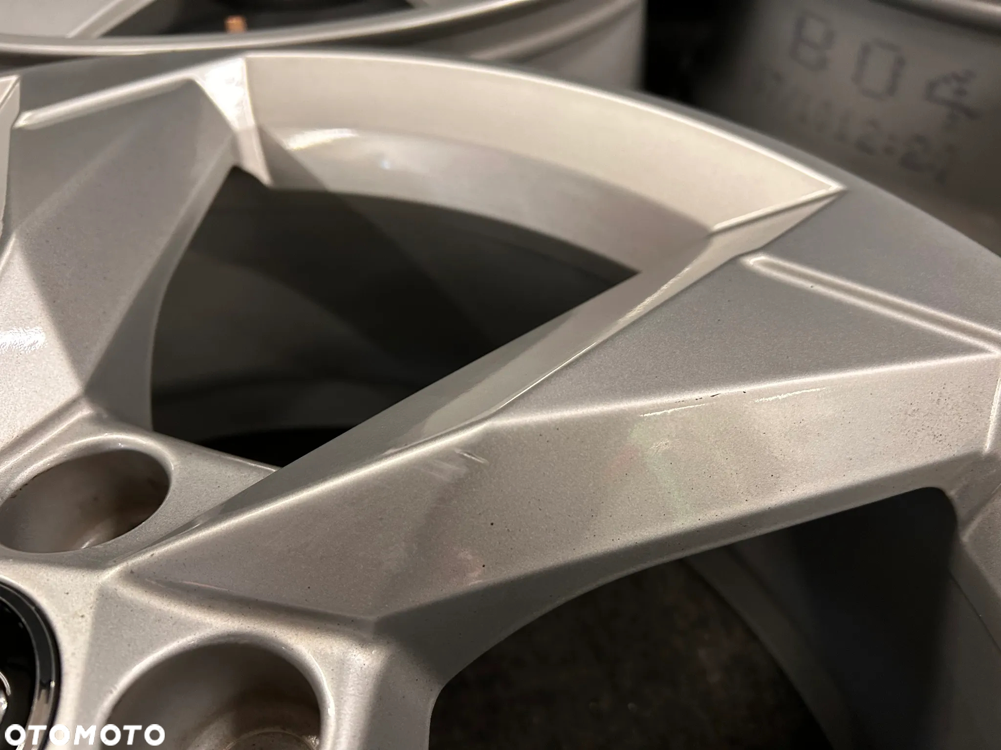 Alufelgi Audi Q3, A3, A4 B7, Skoda Kodiaq, Karoq, VW Tiguan, T-Roc 19 cali 5x112 4szt. ŁADNE! - 16