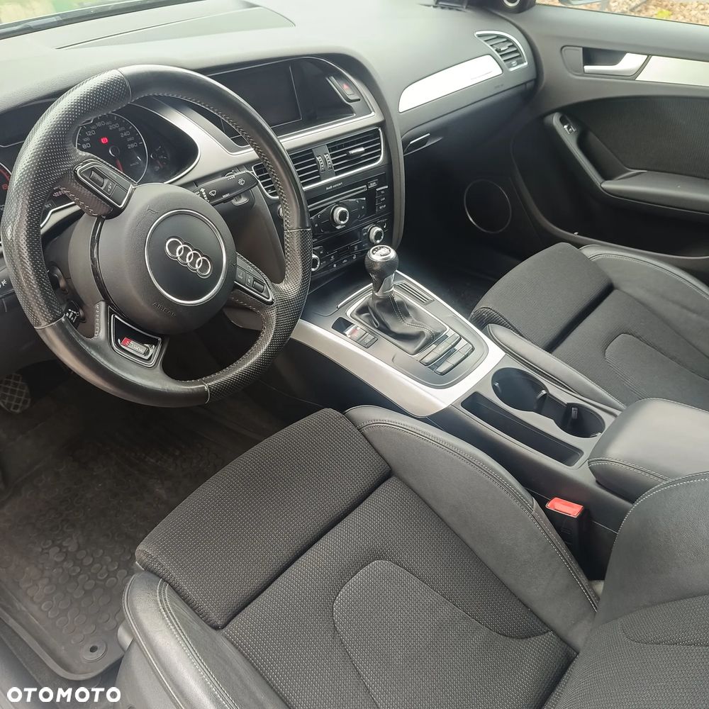 Audi A4 Limousine 2.0 TFSI quattro S line Sportpaket - 15