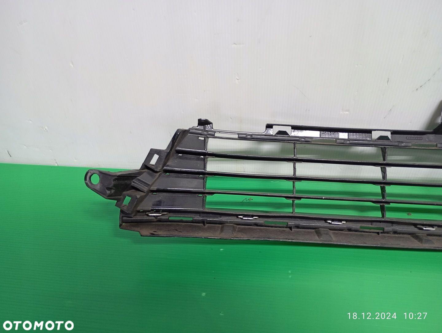 TOYOTA AURIS 2 LIFT 15-18 KRATKA ZDERZAKA ŚRODKOWA PRZÓD 53112-02670 - 8