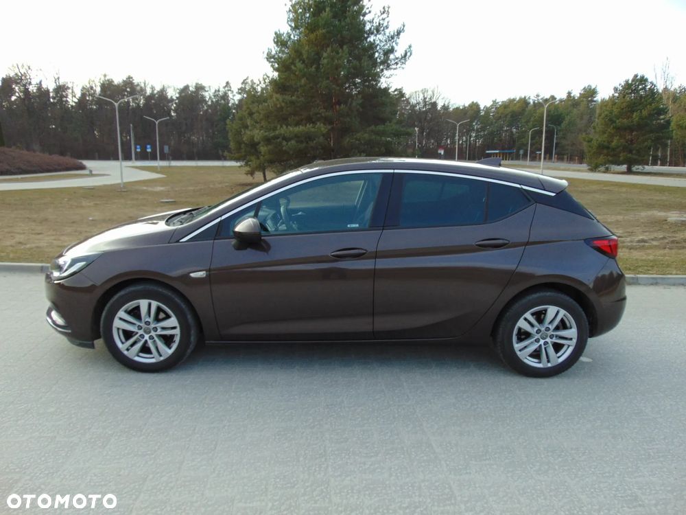 Opel Astra 1.4 Turbo Innovation - 4