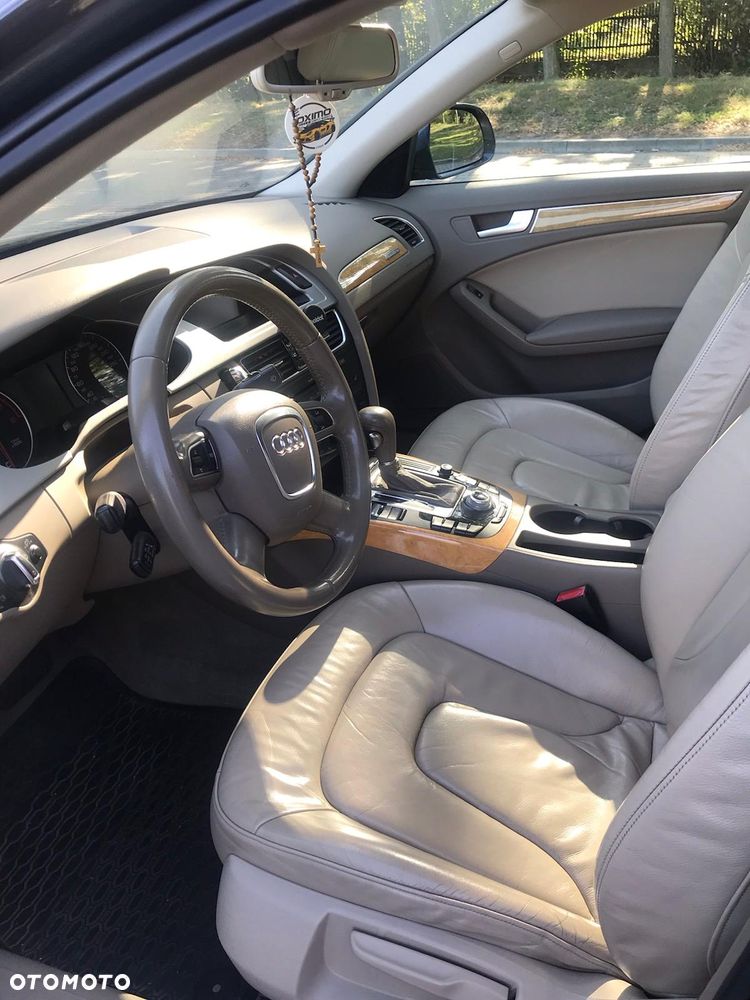 Audi A4 Limousine 3.2 FSI Quattro Tiptronic - 14