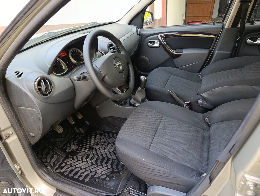 Dacia Duster 1.5 dCi 4x2 Ambiance - 16