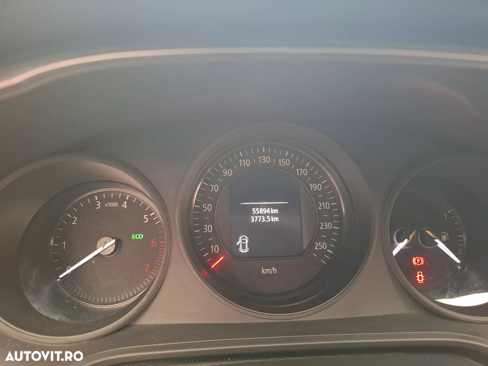 Renault Megane TCe Business - 8