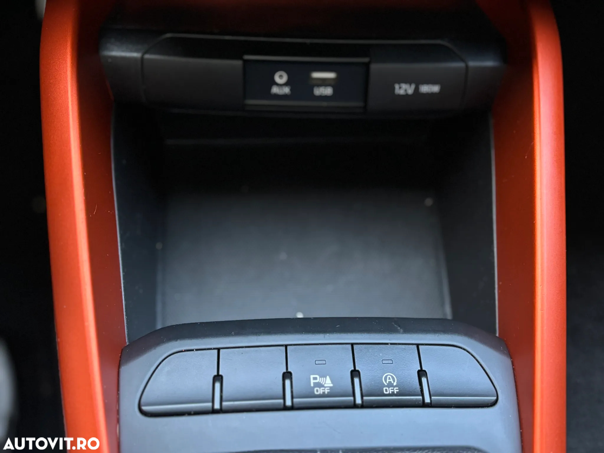 Kia Stonic 1.0 T-GDI HP Urban - 35