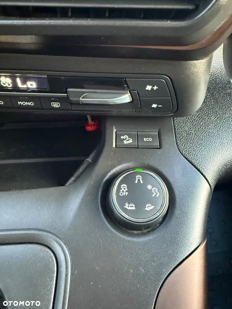 Peugeot Rifter 130 L1 EAT8 GT - 29
