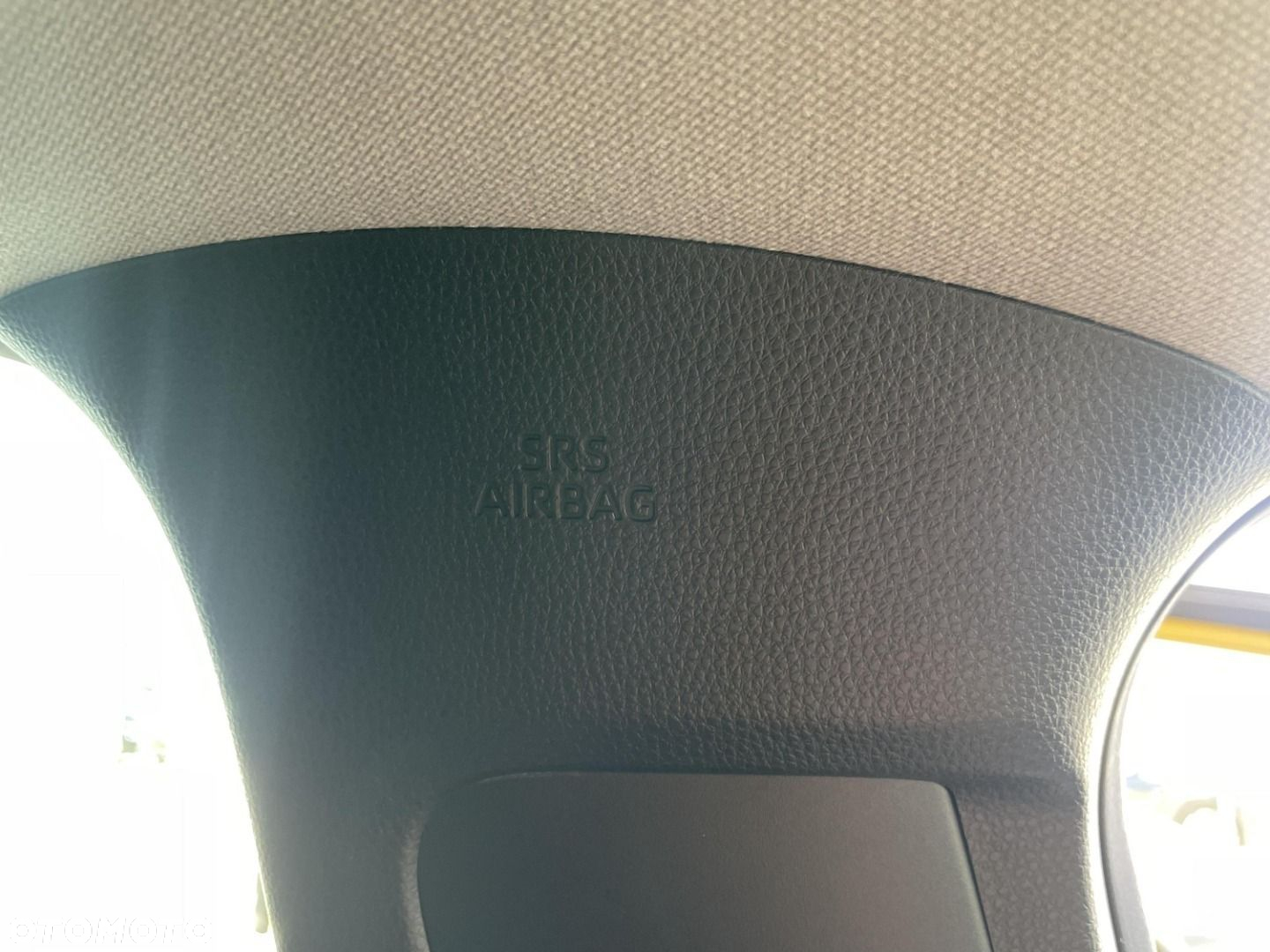 Toyota Prius - 25
