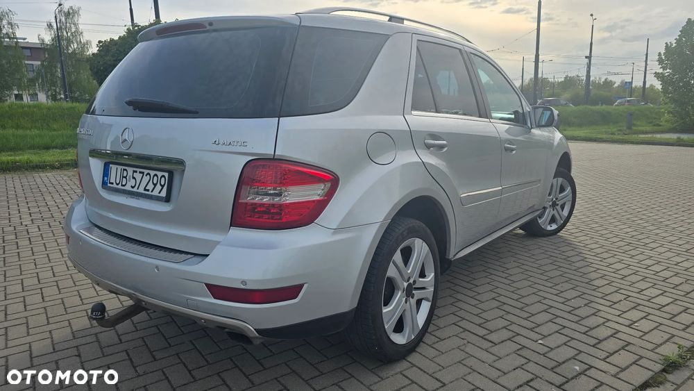 Mercedes-Benz ML - 4
